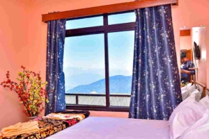 Darjeeling hotels near Mall